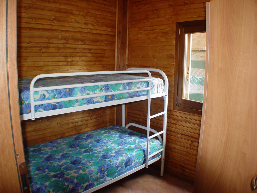 Camping Luni มารีนา ดิ มาซซา ภายนอก รูปภาพ